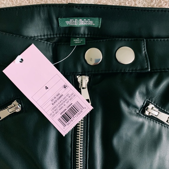 Leather skirt! NWT - Picture 4 of 4